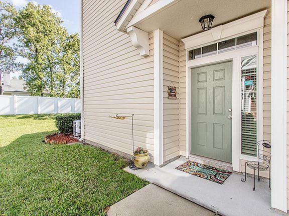 4th image of 3777 Aubrey Ln