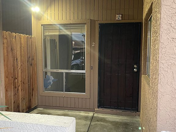 2nd image of 601 W Tonopah Dr