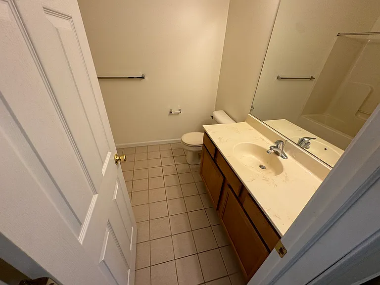 342 S 40th St — Photo 23