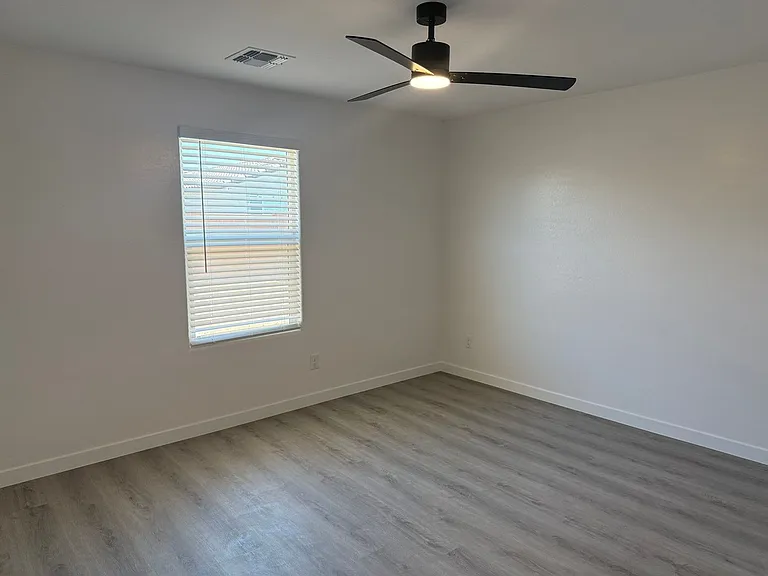 36605 W Mondragone Ln — Photo 8