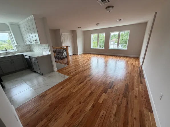 492 Doane Ave, Staten Island, NY