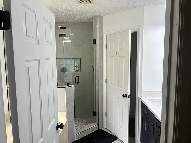 2802 Coachman Lakes Dr — Photo 30