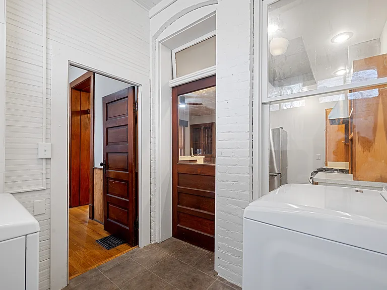 613 Martin Luther King Jr Dr #D — Photo 15
