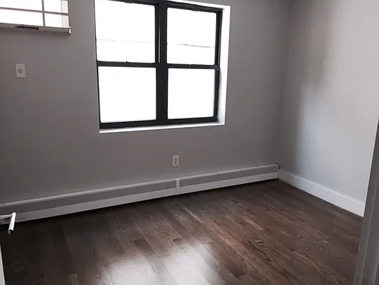 Rented by Premier Metro Realty Corp | media 60