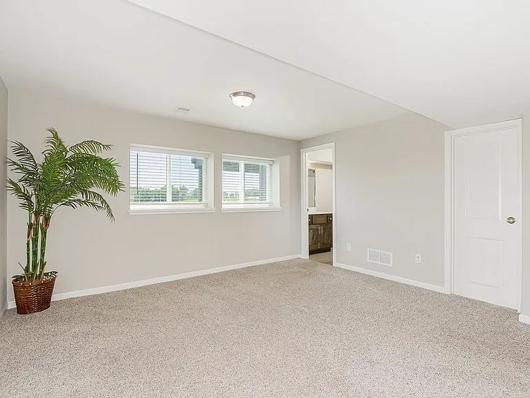 1505 Shane Ln — Photo 22
