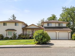 2469 S Bakerview Park Dr, Ferndale, WA