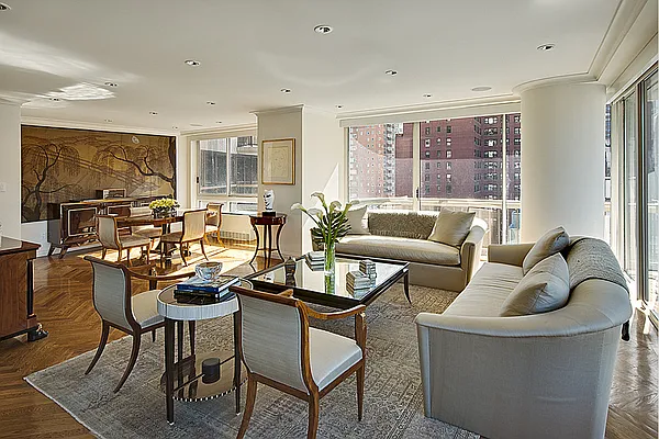 Sold by Stribling | media 8