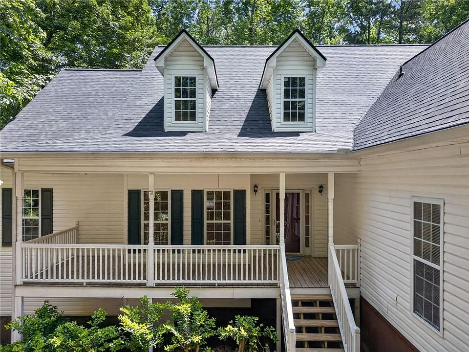 1st image of 6 Blacks Cabin Way