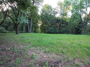 85 Highland Rd, Bethel Park, PA 15102