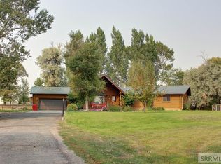 3609 E Menan Lorenzo Hwy, Menan, ID 83434