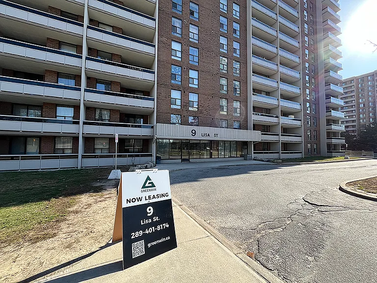 9 Lisa St — Photo 3