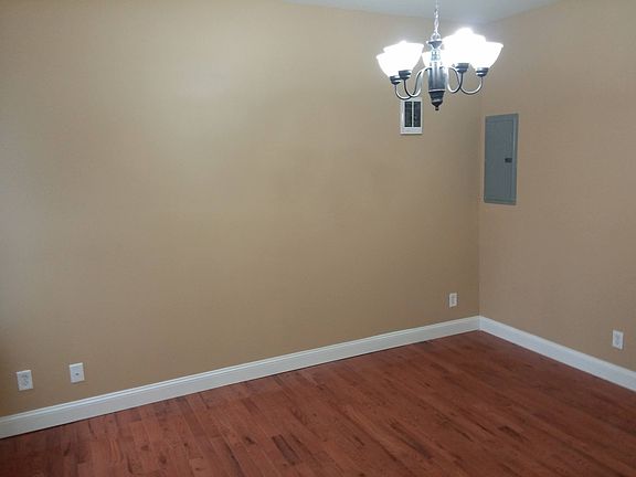 4th image of 2442 N 17th St Floor 2