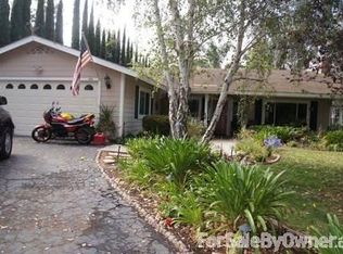 325 Hutchison St, Vista, CA 92084