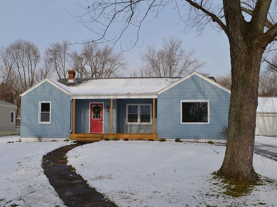 1st image of 1008 W 62nd Pl