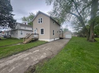 838 Spruce St, Aurora, IL 60506