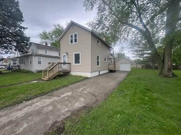 838 Spruce St, Aurora, IL 60506