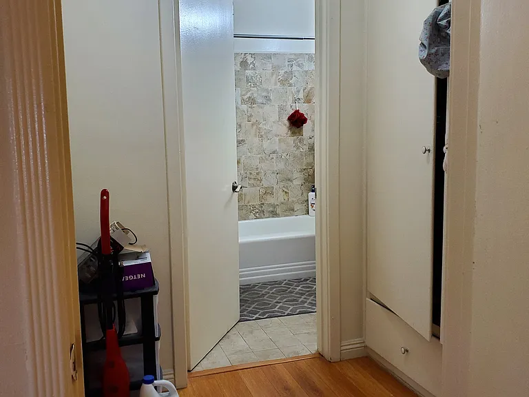 479 Landfair Ave #491 — Photo 14