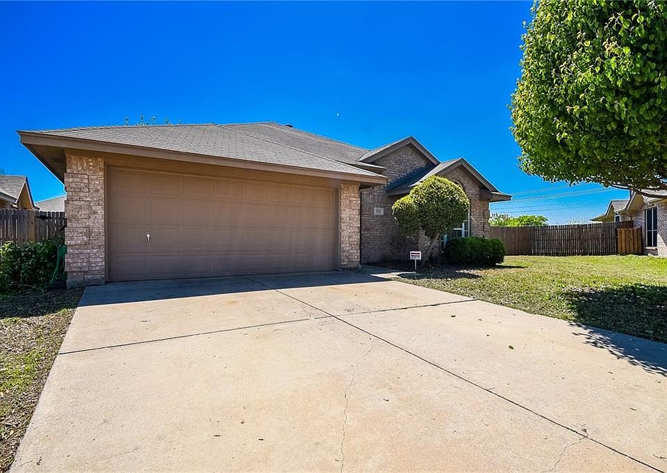 1st image of 7513 Juliet Ln