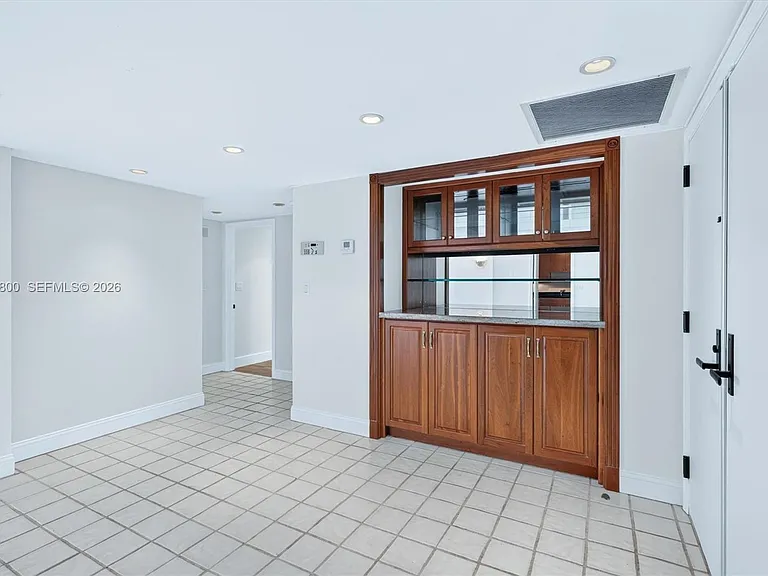 1 Grove Isle Dr #506 — Photo 16