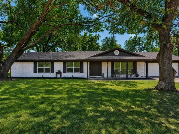 8117 Rush St, Benbrook, TX 76116