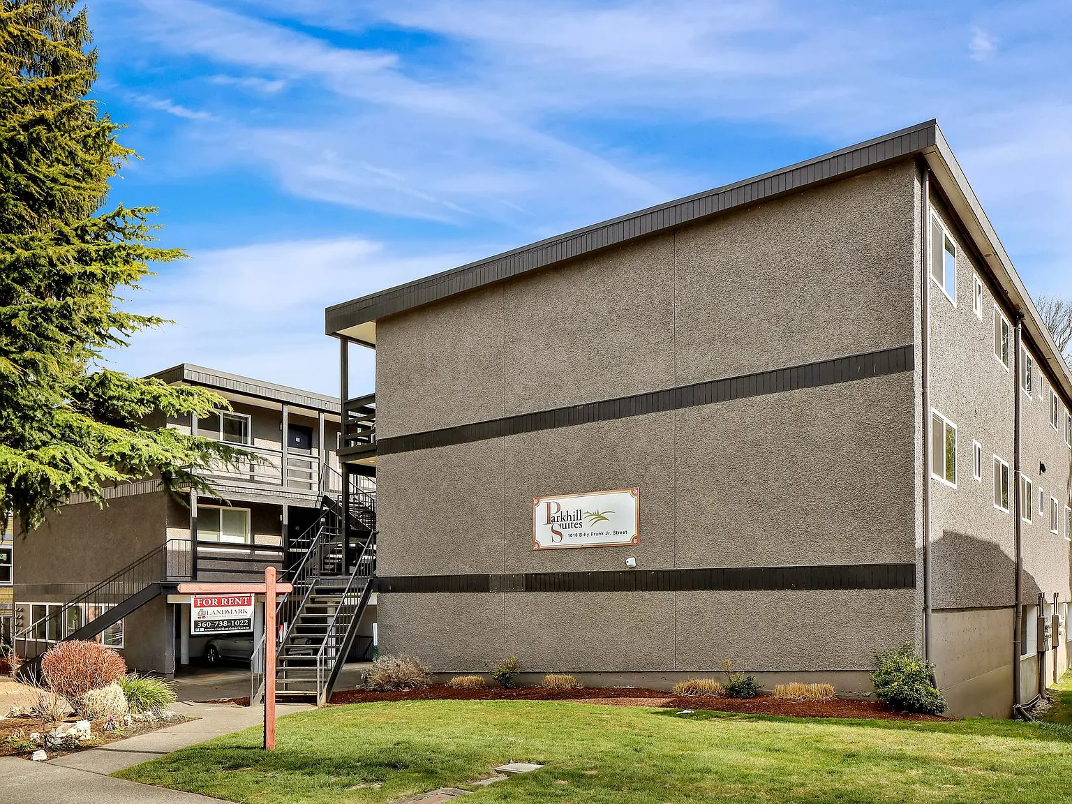 Parkhill Suites — Photo 1