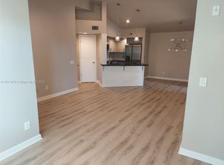13090 Vista Isles Dr #12, Fort Lauderdale, FL 33325