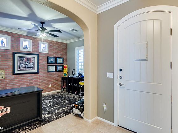 4th image of 10637 W Melinda Ln