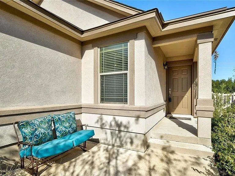 201 Edwin — Photo 3