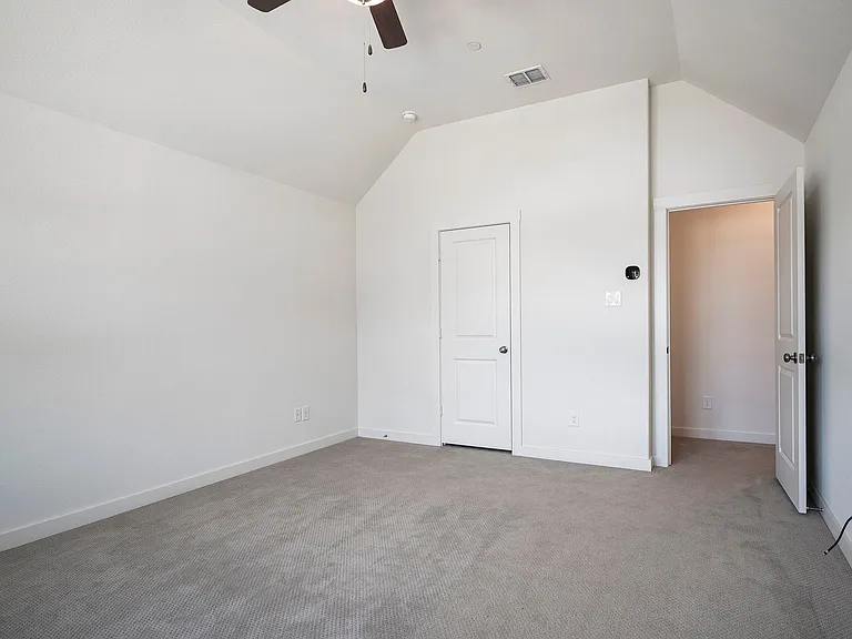 Another great bedroom, nicely sized.
