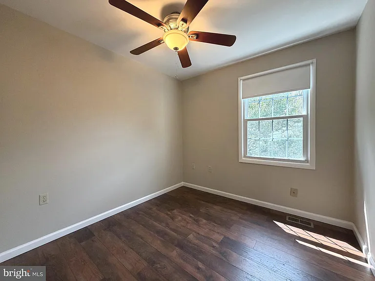 8854 Cherry Oak Ct — Photo 12