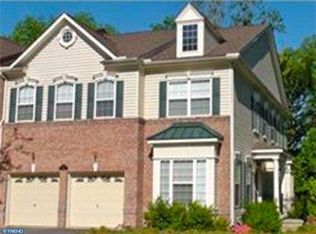 3134 Woodsedge Dr, Garnet Valley, PA 19060