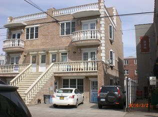 1517 70th St #3B, Brooklyn, NY 11228