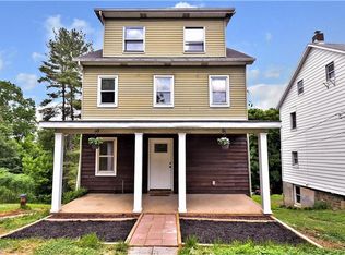 2533 Quarry Ln, Hellertown, PA 18055