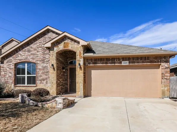 1029 Doe Meadow Dr, Burleson, TX 76028
