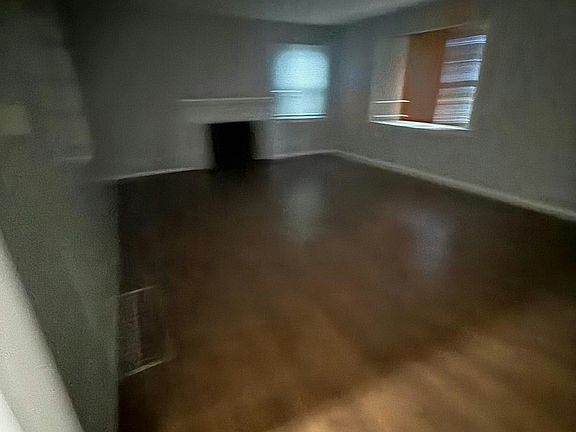 5th image of 3948 Storer Ave