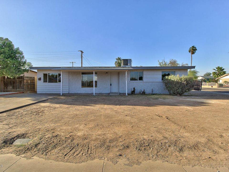 1st image of 4902 W Clarendon Ave