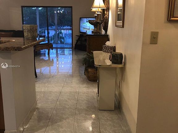 5th image of 4401 NW 41st St APT 311