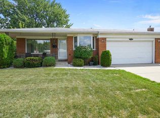 26316 Grobbel Ave, Warren, MI 48091