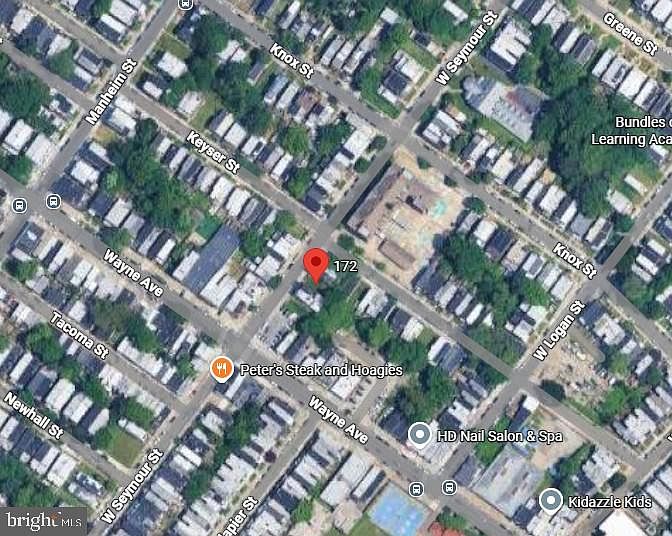 2nd image of 172 W Seymour St