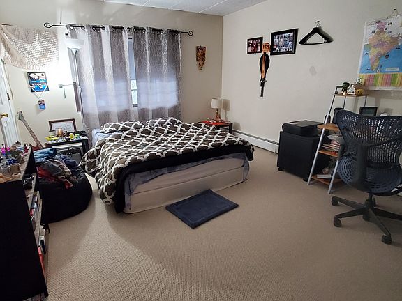 5th image of 16 Winter St #23