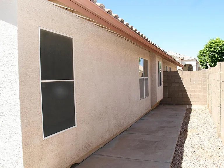 557 W Monte Ave — Photo 35