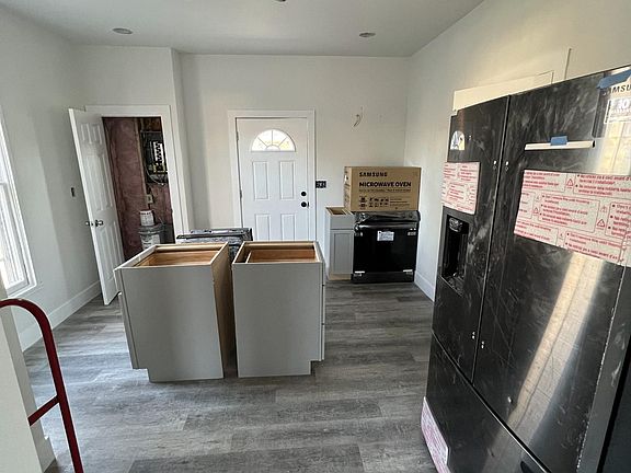5th image of 32 Garret St