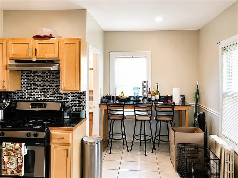 1512 Hyde Park Ave #1 — Photo 3