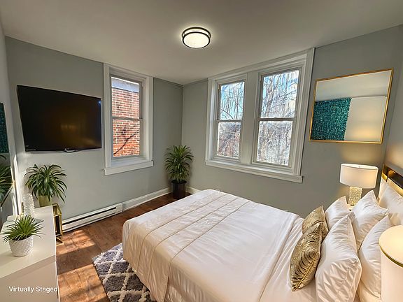5th image of 5824 Florence Ave
