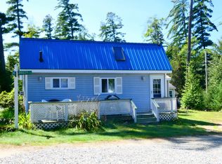 30 Baker Ave, Laconia, NH 03246