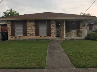 7825 Marquis St, New Orleans, LA 70128