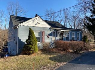 800 County Route 12, New Hampton, NY 10958