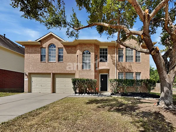 16906 Driver Ln, Sugar Land, TX 77498
