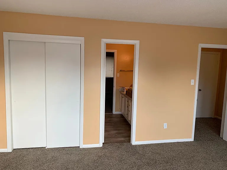 3717 Chimney Creek Dr — Photo 22
