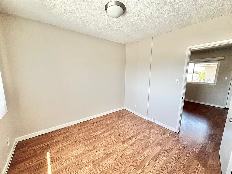 1801 Whittier Ave #5 — Photo 6